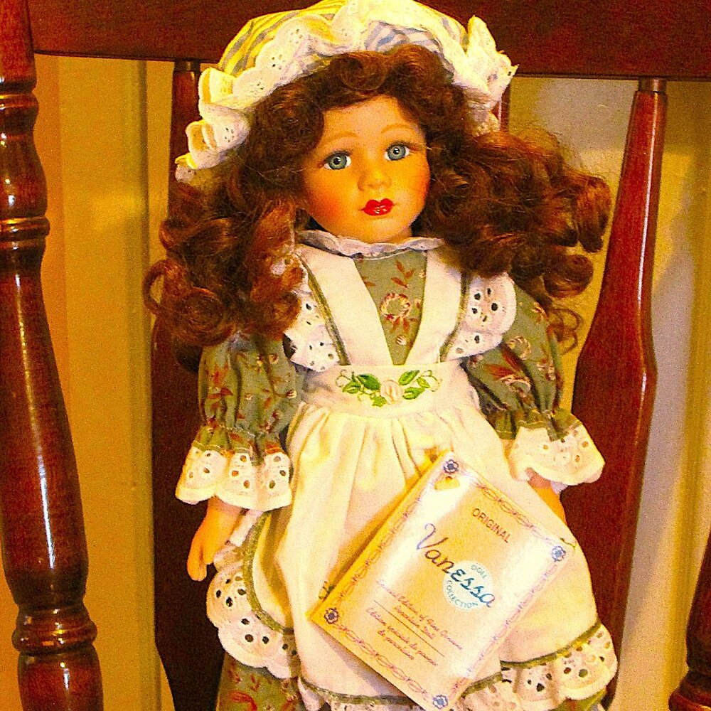 Vanessa doll Special Edition Fine Porcelain(numbered card) The Collections dream
